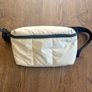 Luka Belt Bag in Oatmeal